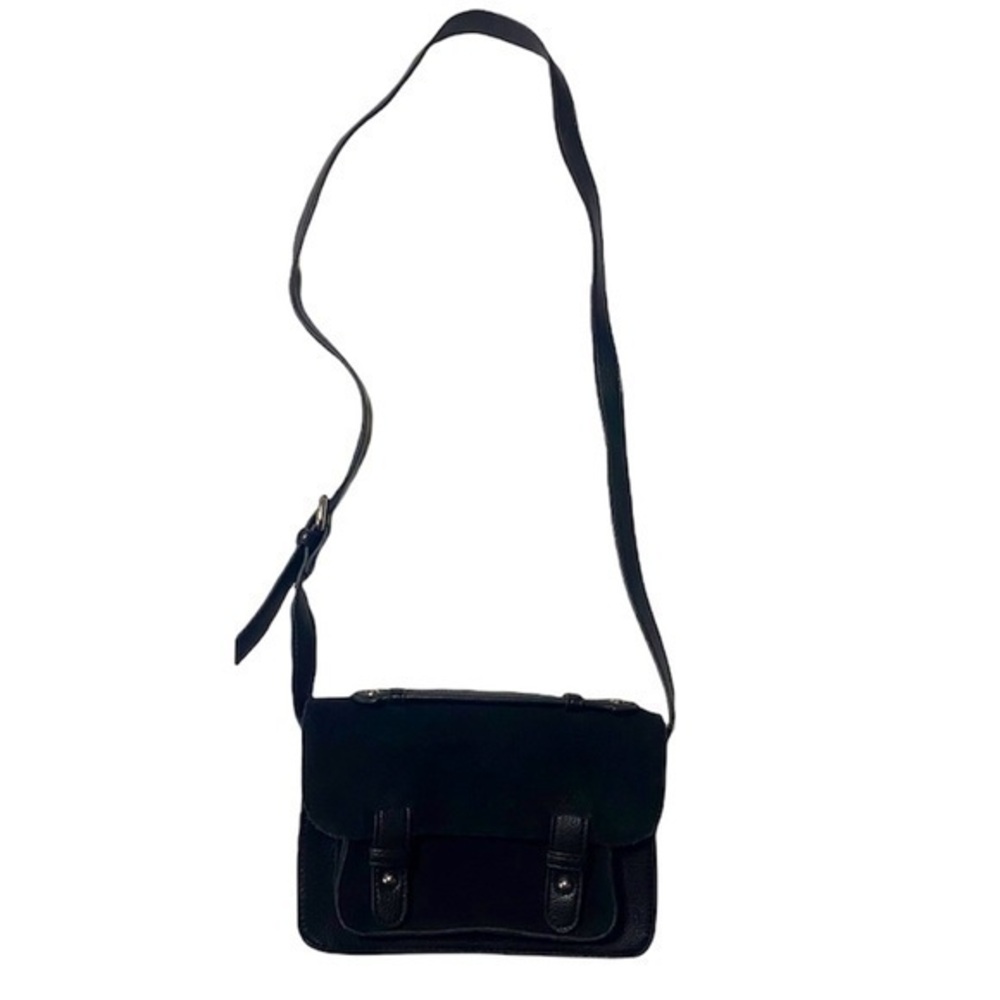 URBAN OUTFITTERS CROSSBODY BAG